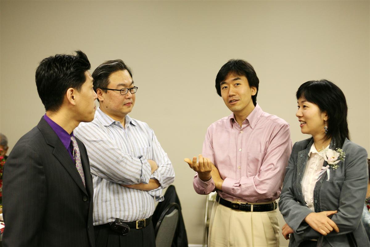 mom_0261 (Custom).jpg